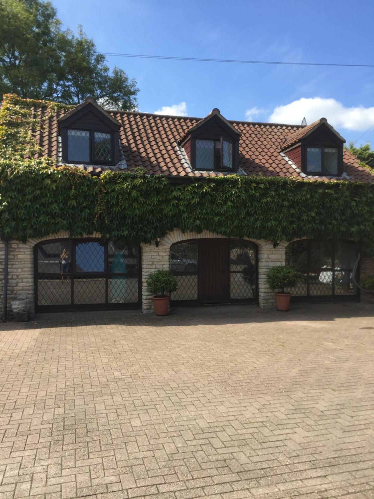 Вілла The Old Coach House At Byre House Coalpit Heath Екстер'єр фото